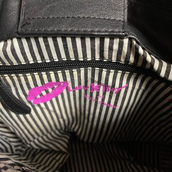 Betsey Johnson floral red roses & cheetah print shoulder bag black trim & straps - Picture 10 of 12